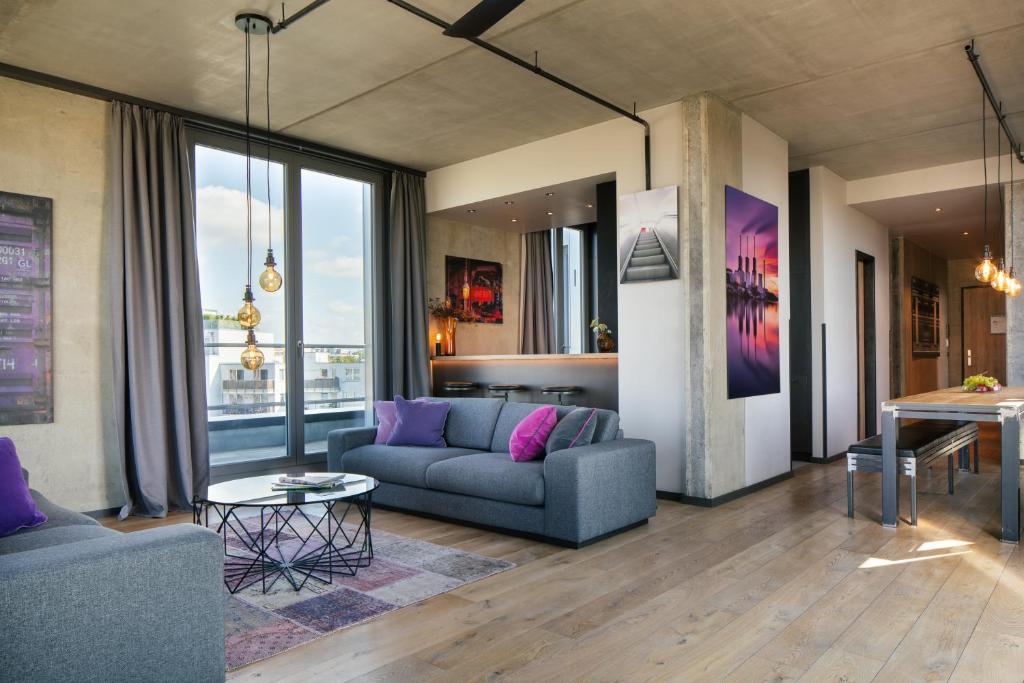 GOLF VILLA