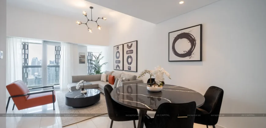 Apartment with 2 bedrooms in Cayan Tower, Dubai, UAE