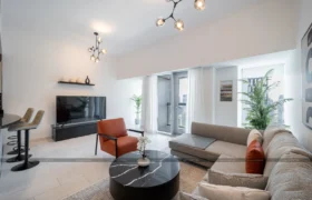 Apartment with 2 bedrooms in Cayan Tower, Dubai, UAE