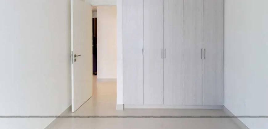 Apartment with 2 bedrooms in Park Point building B, Dubai, UAE