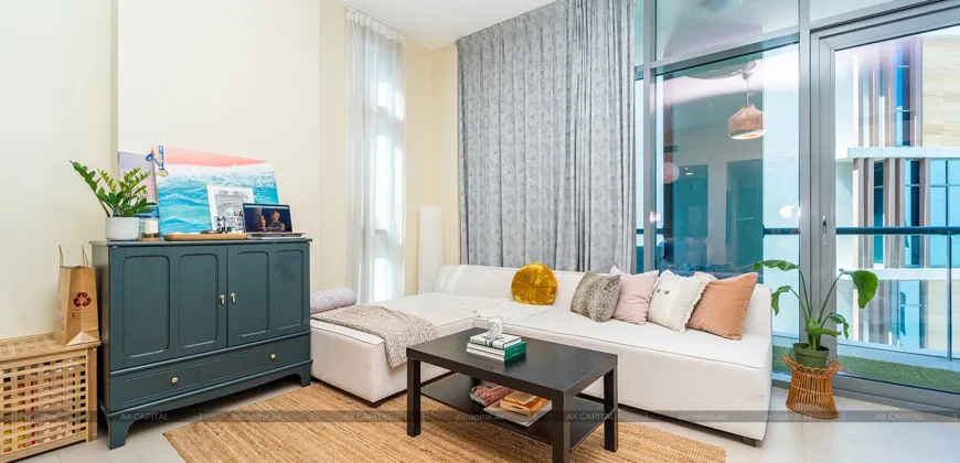 Apartment studio in Dubai Wharf Tower 2, Dubai, UAE