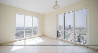 Apartment with 2 bedrooms in Lago Vista, Dubai