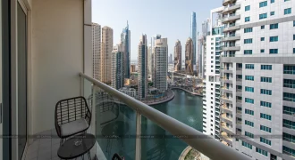 Apartment with 1 bedroom in Marina View Tower A, Dubai, UAE