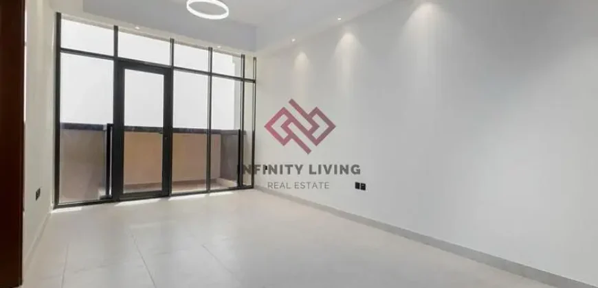 BRAND NEW | MODERN | OPEN VIEWS