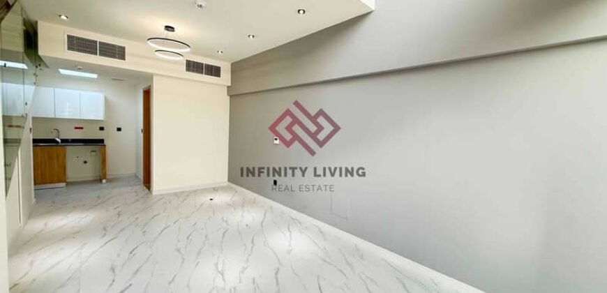 ELLEGENT STYLE – PRIME LOCATION – FAMILY RESIDENCE – VCANT