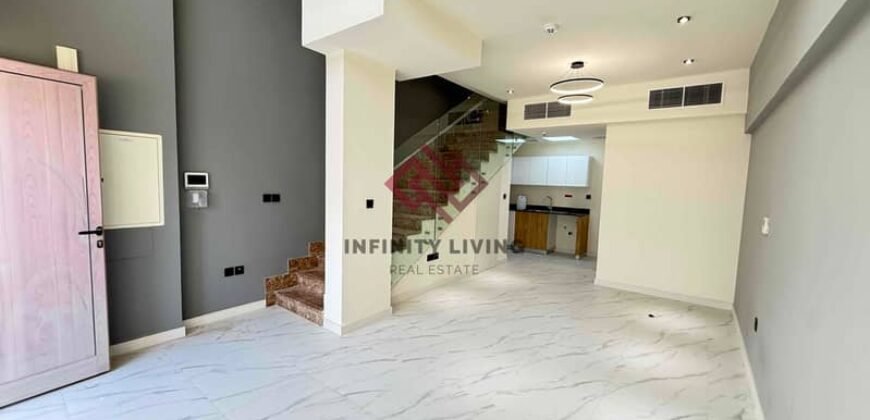 ELLEGENT STYLE – PRIME LOCATION – FAMILY RESIDENCE – VCANT